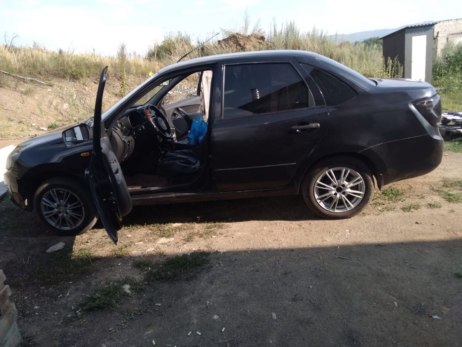 Продаю LADA Granta