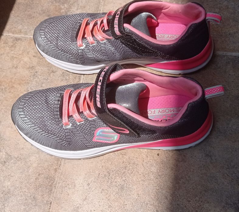 Маратонки Skechers