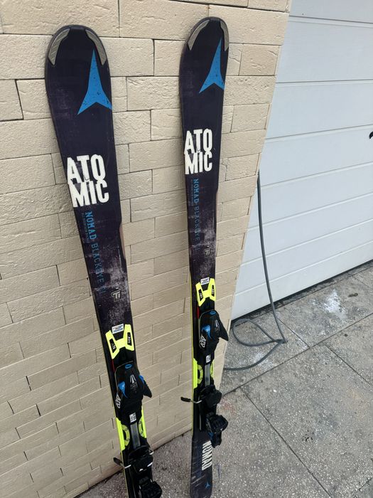 Schiuri ATOMIC NOMAD Blackeye TI