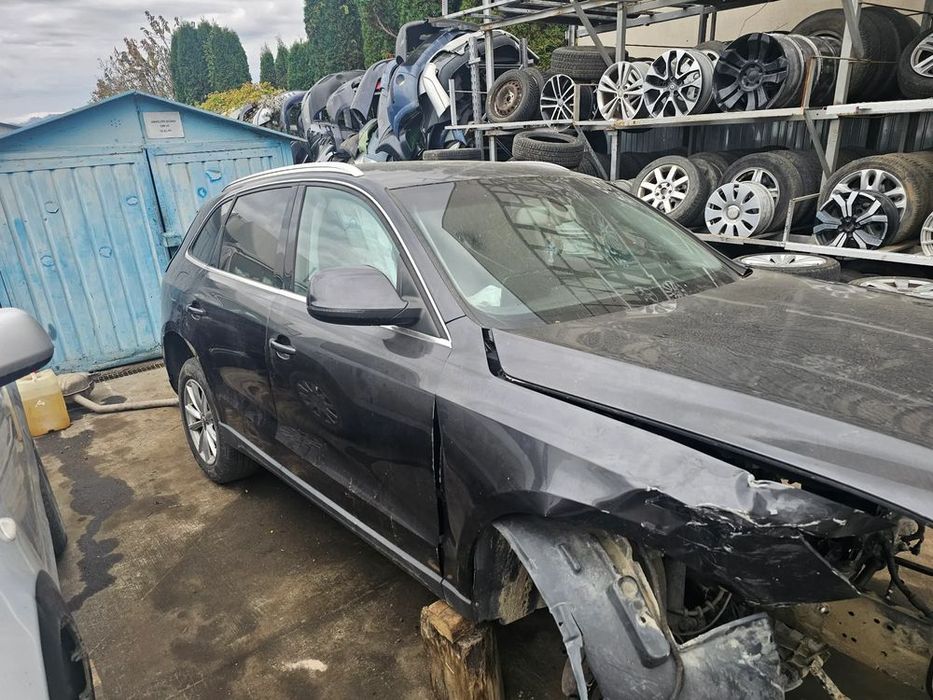 dezmembrez audi q5 an 2012 cod cgl 170 cp an 2012 volan stanga