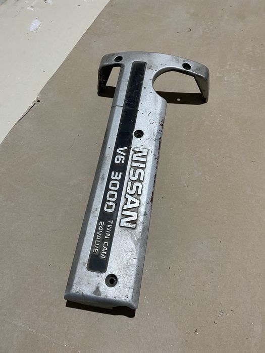 Крышка двигателя nissan maxima/cefiro