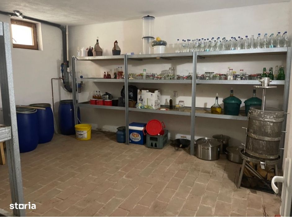 Casa NOUA 6 camere 7 bai teren 1.300 mp ,panouri foto-voltaice Orlat