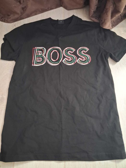 Huho Boss блуза с къс ръкав
