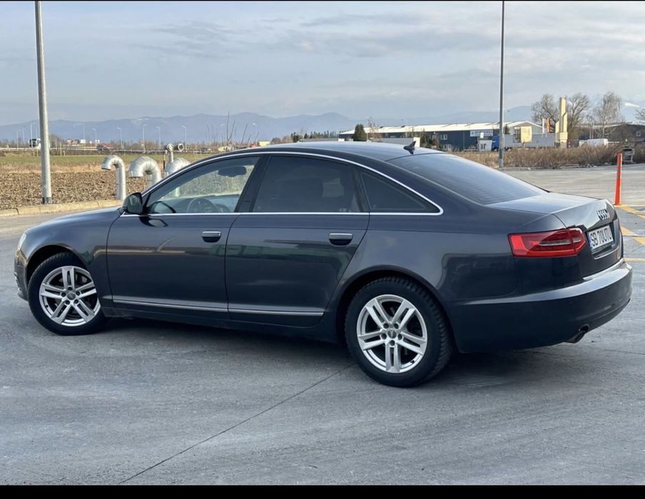 Audi a6 c6 2010  sau  schimb cu t5 8+1