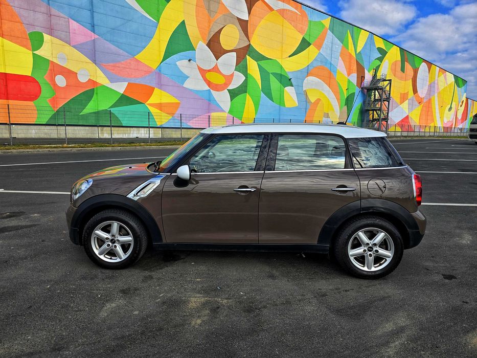 Vand MINI Countryman D R60 - automatic