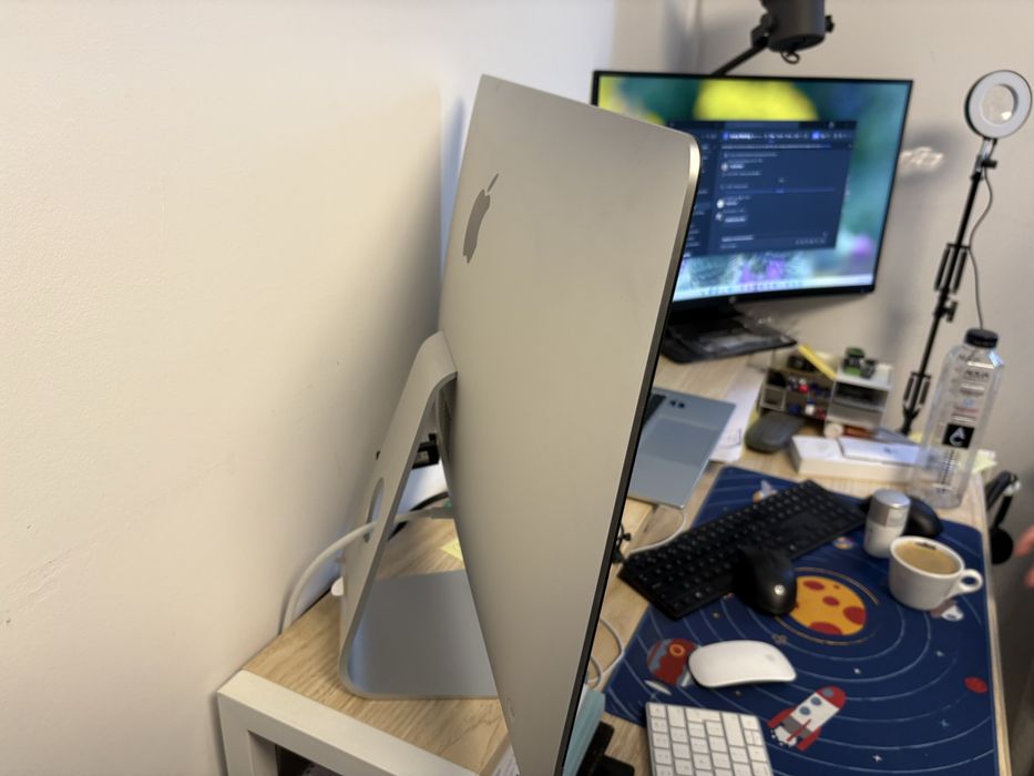 iMac Retina 4K, 21.5-inch, 2019