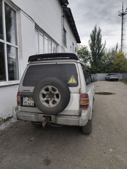 Продам Паджеро 2