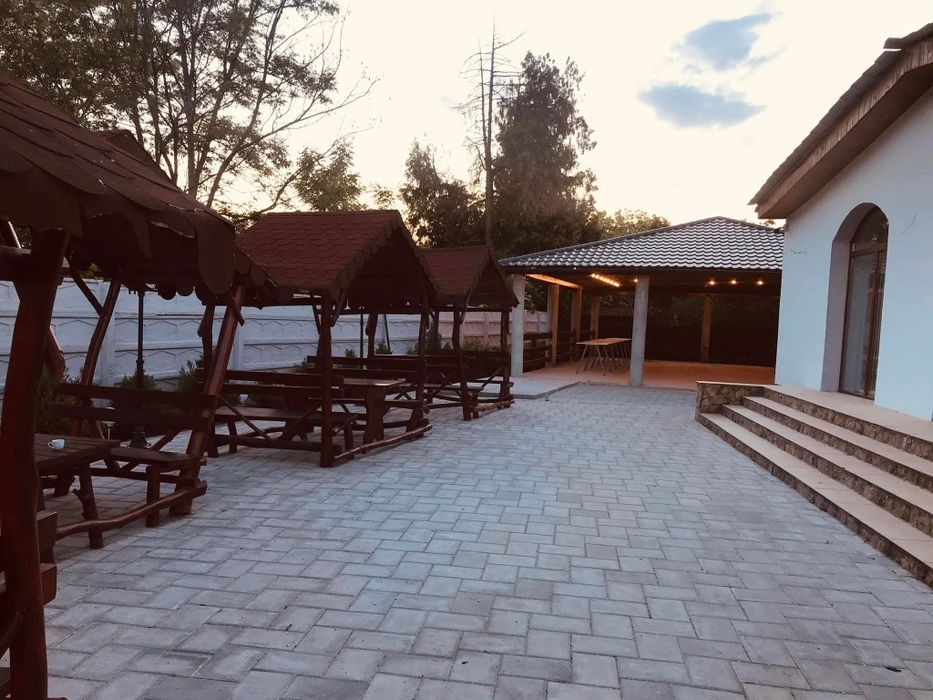 Afacere la cheie sala de evenimete restaurant