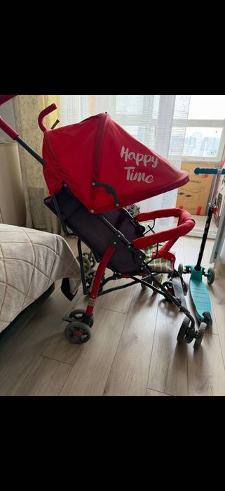 Две коляски целые