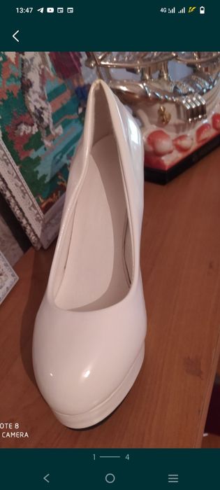 Женские туфли на каблуке