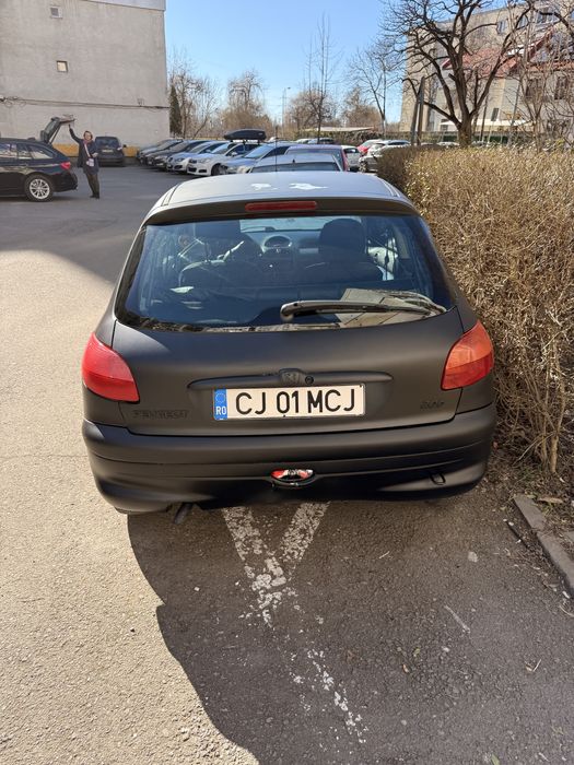 Vand Peugeot 206 din 2001 stare buna, actele la zi - Cluj Napoca
