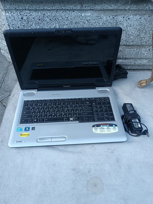 Продам ноутбук Toshiba