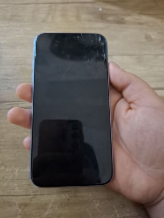 iPhone 11 srochni sotiladi pul kerek