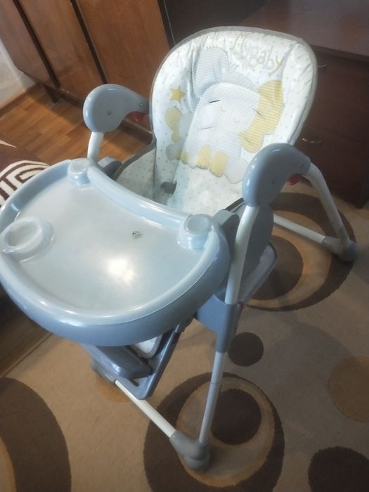 Детский стульчик для кормления