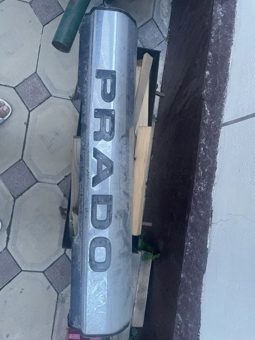 Передняя рамка(накладка) PRADO