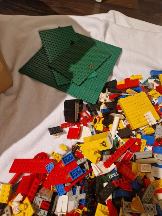 Piese lego pentru completări
