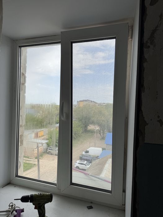 Продам б/у окно профиль 60 серия