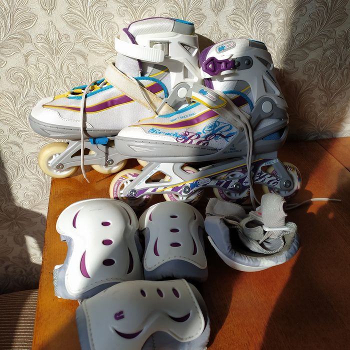 Роликовые коньки в комплекте + сумка