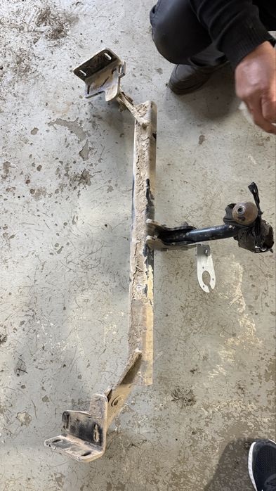 Фаркоп на киа спортедж