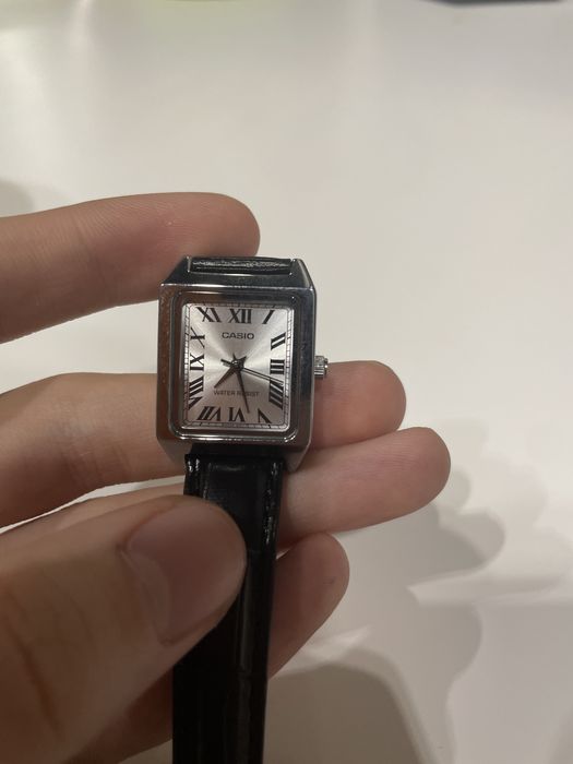 Часы Casio LTP - V007