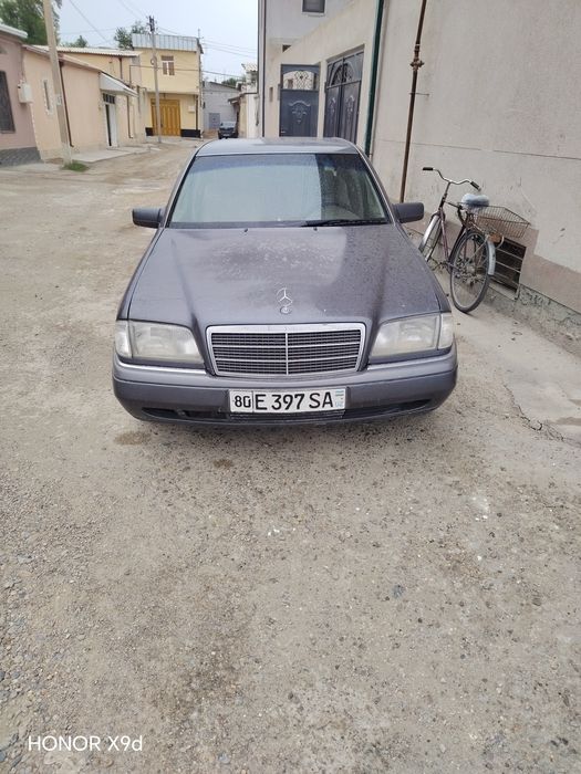 Mercedes-Benz 200 1995