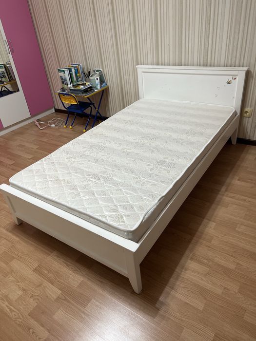 Продам кровать в хорошем состоянии