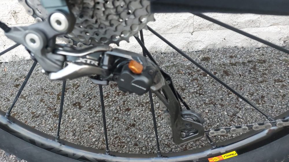 MTB de competiție Canyon 29" full carbon, ultra-ușoară