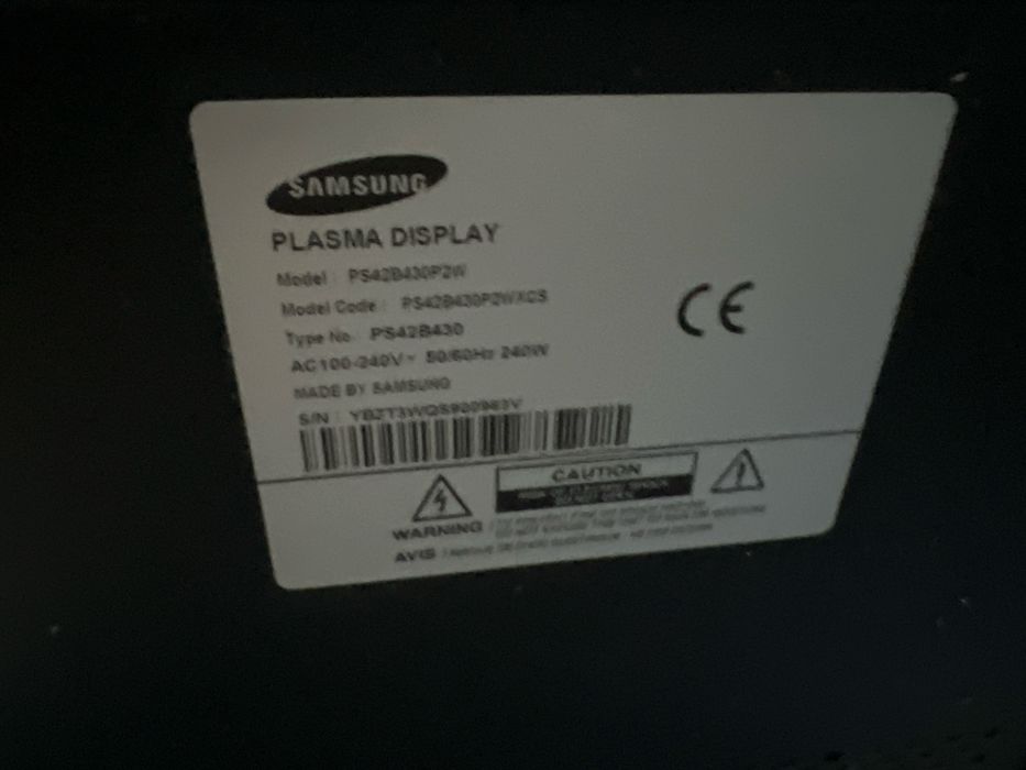 Телевизор б/у диагонал экрана 110/60