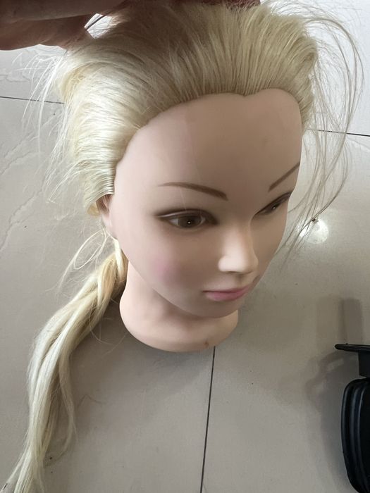 Perii Olivia Garden si Wella