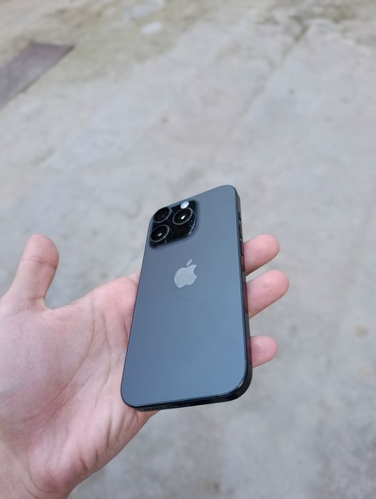 iPhone 16 pro black сотилади