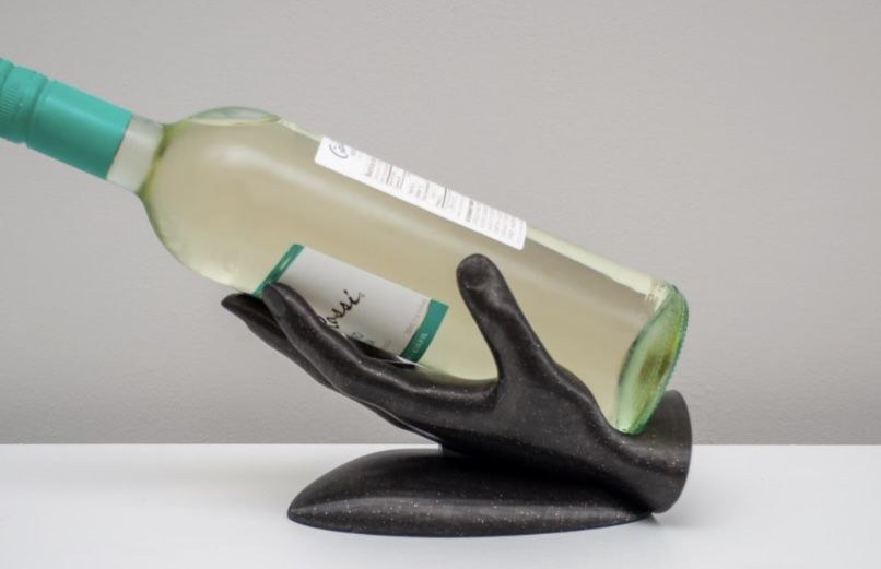 Декоративна стойка за вино - Ръка