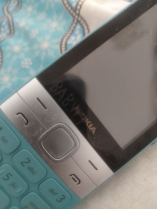 Nokia 150, am scris nume pe el