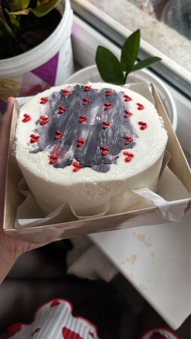 Цветы с бенто тортом