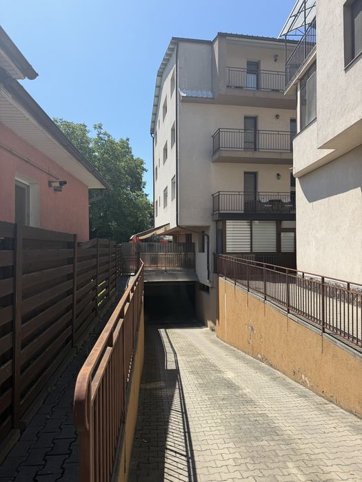 Apartament 2 camere cu parcare subterană