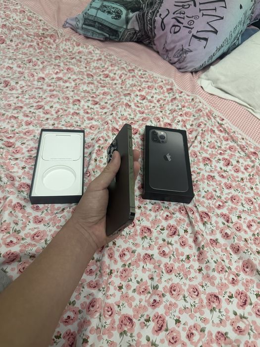 Продам iPhone 13 Pro Max в идеальном состояние