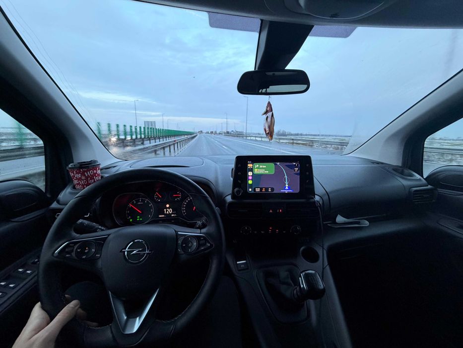 Vând Opel Combo XL, 5 locuri, an 2020, cumparata de noua
