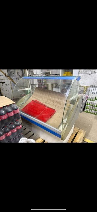 Витринный холодильник