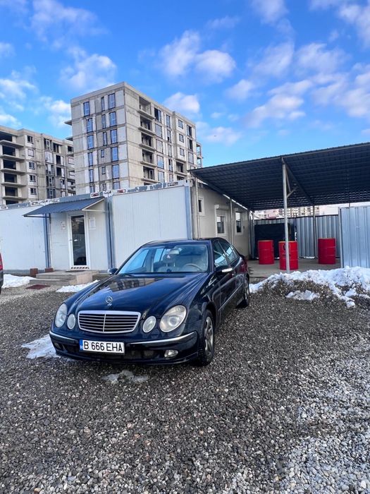 MERCEDES-BENZ E-Class 2004 — imagine 4