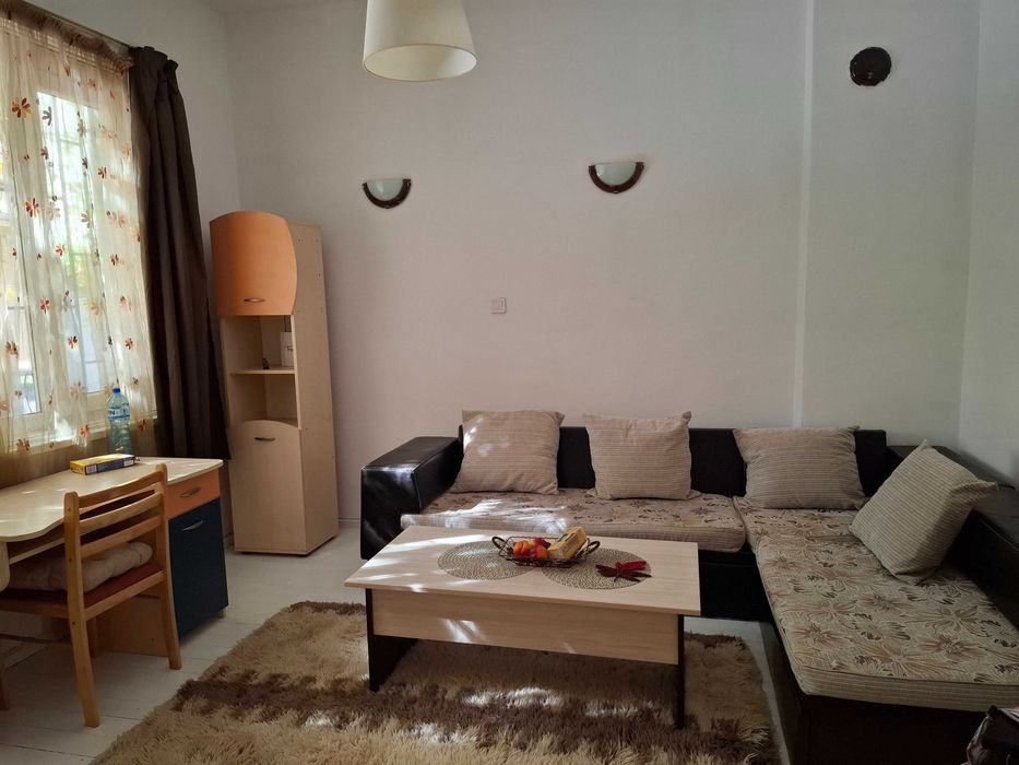 2-стаен апартамент в центъра за продажба