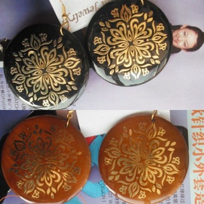 Серьги с узорами (в 2-х расцветках)