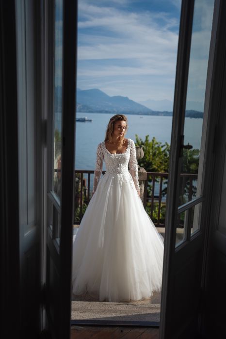 Свадебное платье 50 000 тг срочно