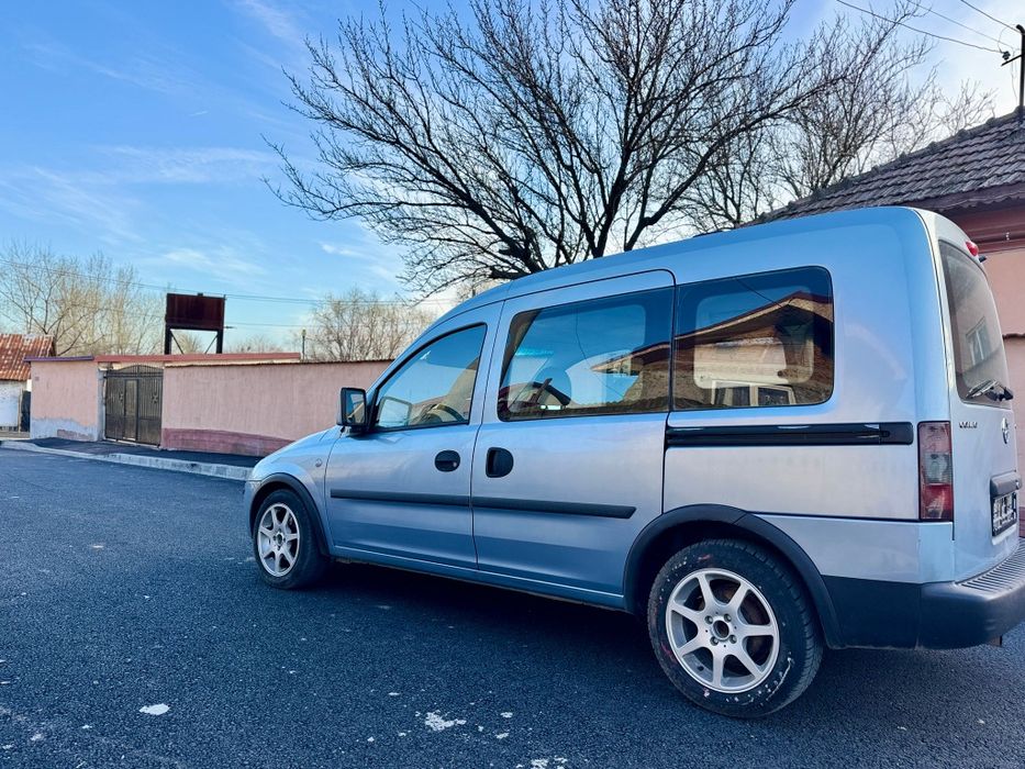 Vand / schimb opel combo 1.3 2008