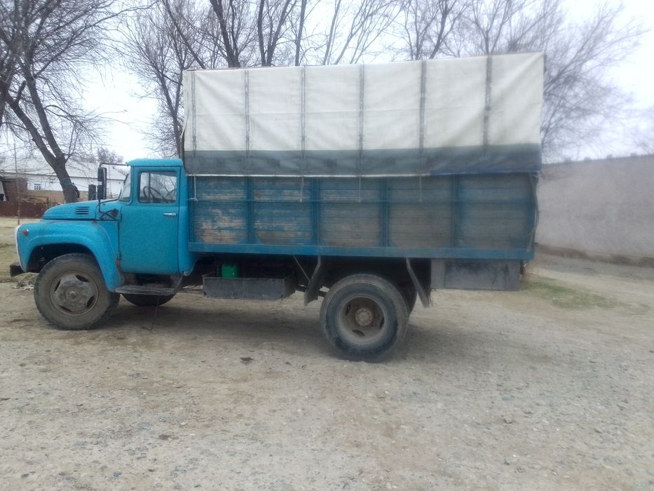 Zil 130 sotiladi