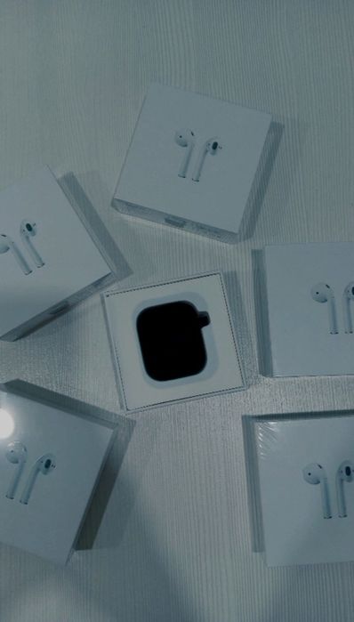 AirPods 2 pods.style