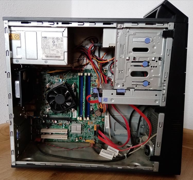 Компютър Lenovo ThinkCentre M81 за всичко без игри