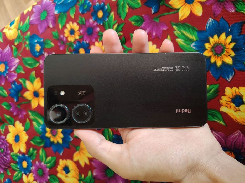 Redmi 13c 8+8 ram 256gb