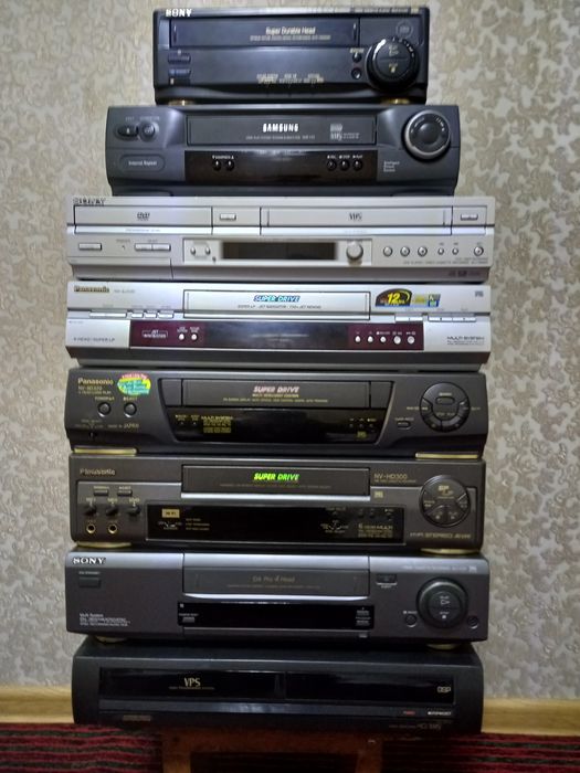 Разные видио Магнитгфоны и DVD