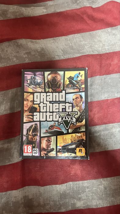joc pc gta v, varianta 7 cd-uri