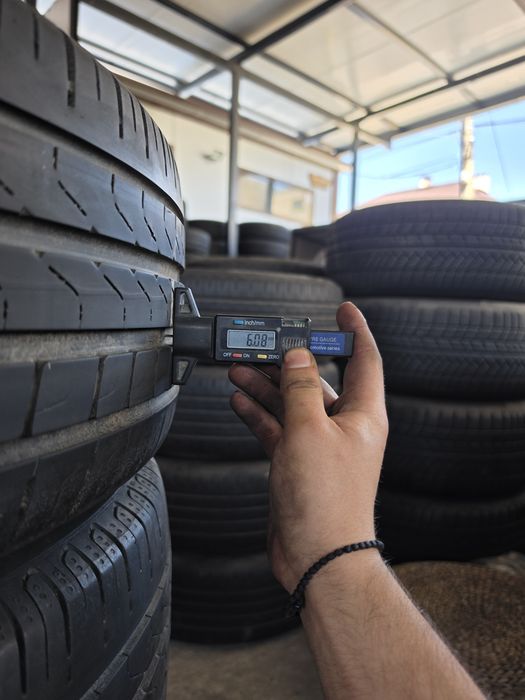 2 Броя 235/55/19 Pirelli 6mm 22dot