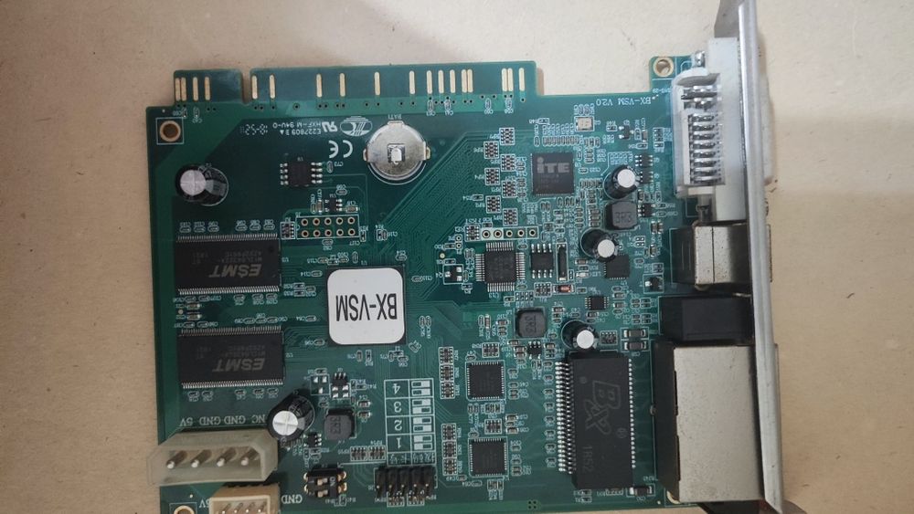 Продам контроллер видео для  led  экранов  bx-vsm